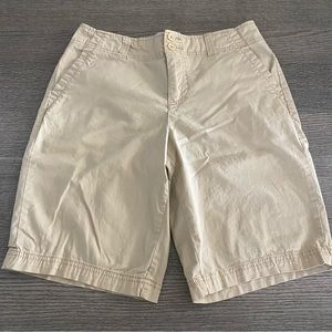 Faded Glory Bermuda Shorts Women’s Size 4 Cotton Blend Stretch